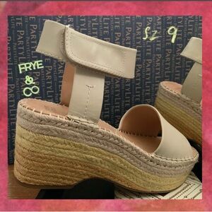 Frye Cream Leather Espadrille Sandals